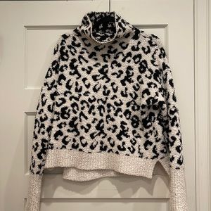Ugg Leopard Print sweater